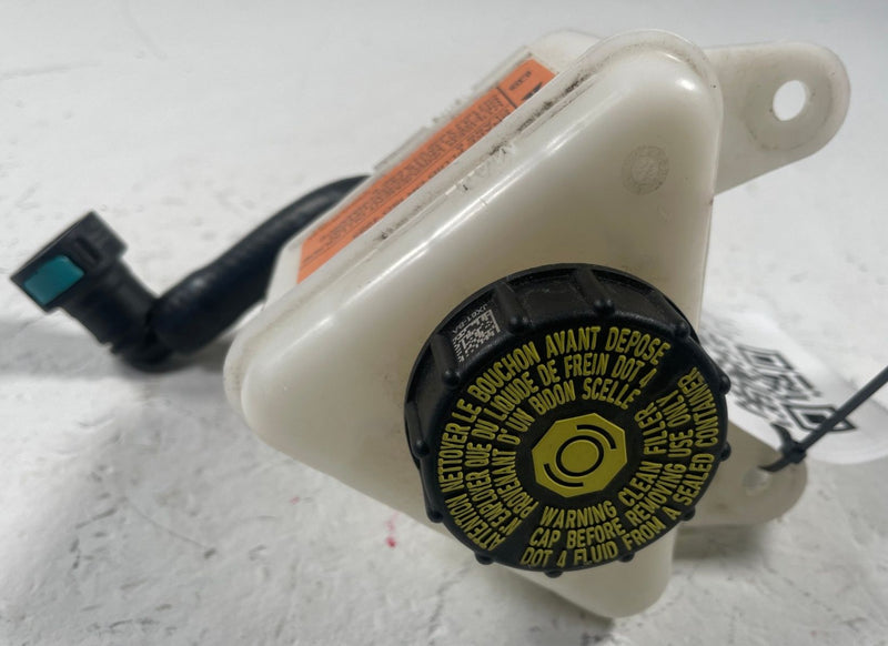Load image into Gallery viewer, 2020 - 2024 FORD EXPLORER POWER BRAKE BOOSTER MASTER CYLINDER RESERVOIR # 111024
