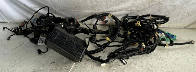 Load image into Gallery viewer, 2019 - 2022 ACURA ILX ENGINE BAY ROOM WIRE WIRING HARNESS 3220A-TX6-A # 113658
