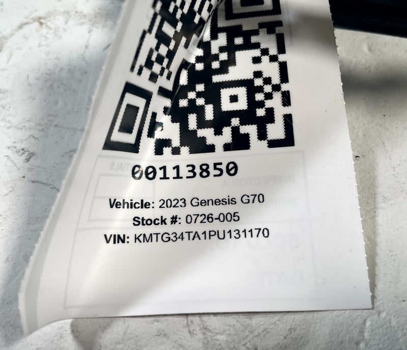 Load image into Gallery viewer, 2022-2023 GENESIS G70 ROOF UPPER EXTERIOR SHARK FIN ANTENNA GRAY (NCM) # 113850
