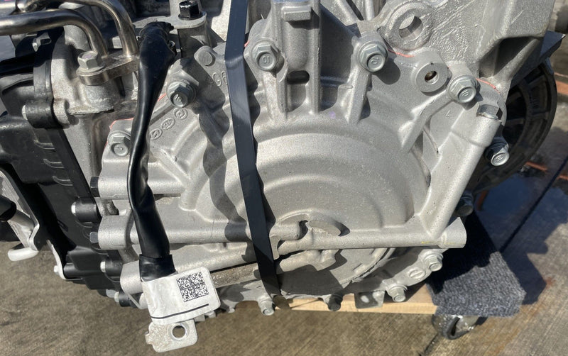 Load image into Gallery viewer, HYUNDAI TUCSON FWD AUTOMATIC TRANSMISSION ASSEMBLY 2.5L 41K MILES 22-24 # 113734
