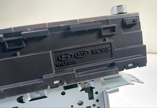 2022 - 2023 GENESIS G70 DASHBOARD AUDIO RADIO RECEIVER MODULE HEAD UNIT