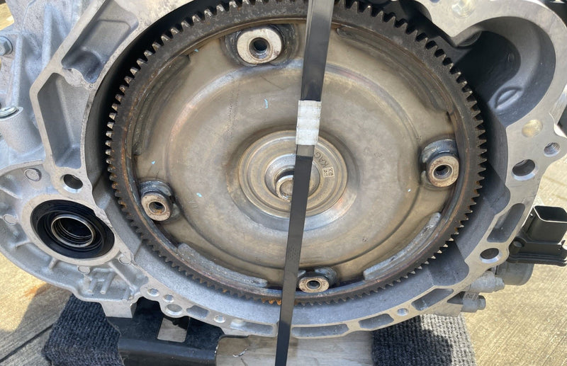 Load image into Gallery viewer, HYUNDAI TUCSON FWD AUTOMATIC TRANSMISSION ASSEMBLY 2.5L 41K MILES 22-24 # 113734
