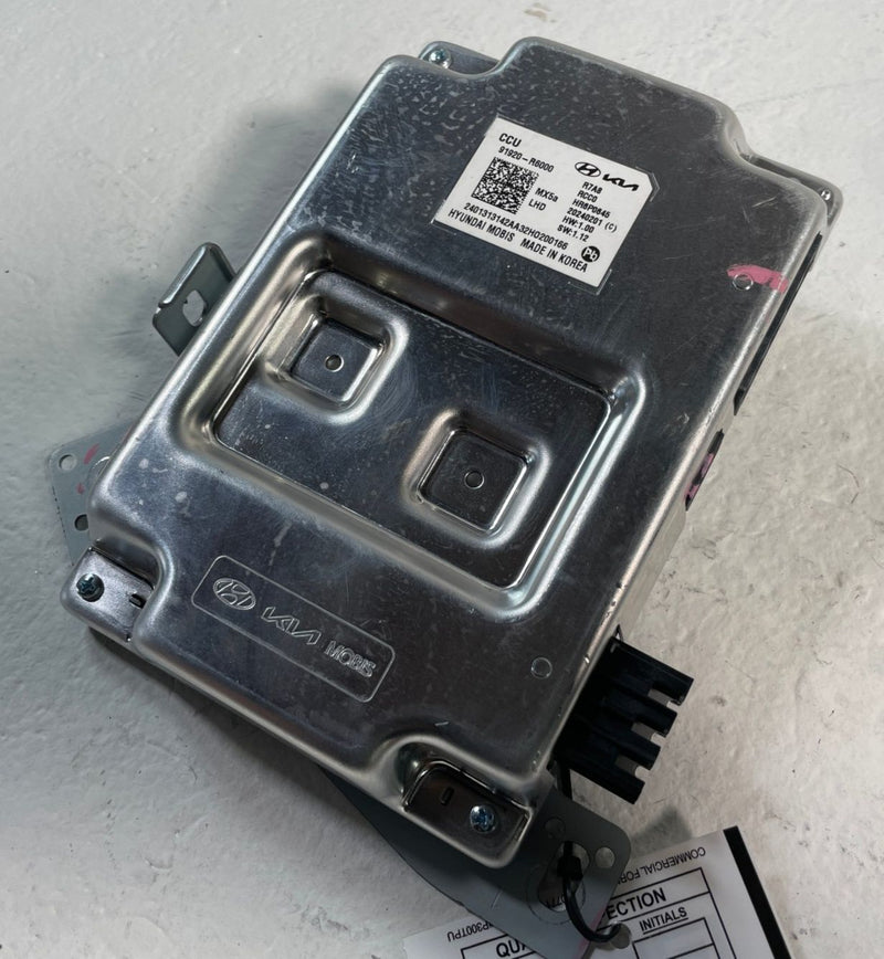 Load image into Gallery viewer, 24-25 HYUNDAI SANTA FE CCU CENTRAL COMMUNICATION COMPUTER CONTROL MODULE #106898
