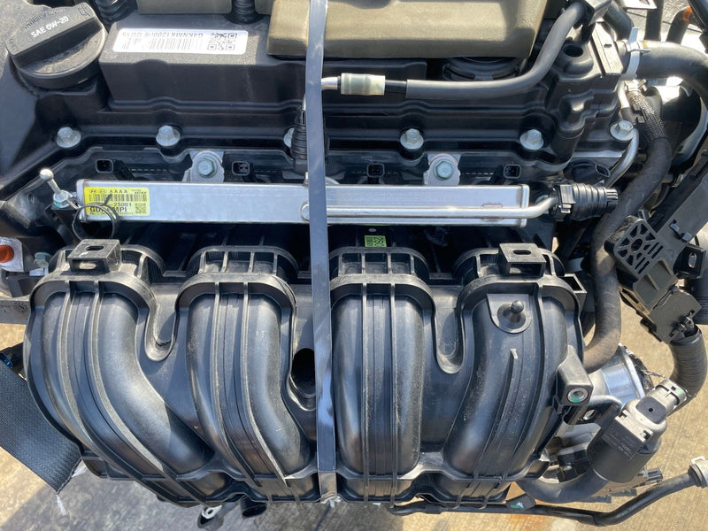 Load image into Gallery viewer, HYUNDAI TUCSON FWD AUTOMATIC ENGINE ASSEMBLY 2.5L 40K MILES 2022-2024 # 113733

