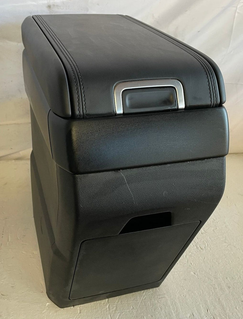 Load image into Gallery viewer, 2024-2025 HYUNDAI SANTA FE REAR CENTER CONSOLE STORAGE COMPARTMENT # 106952
