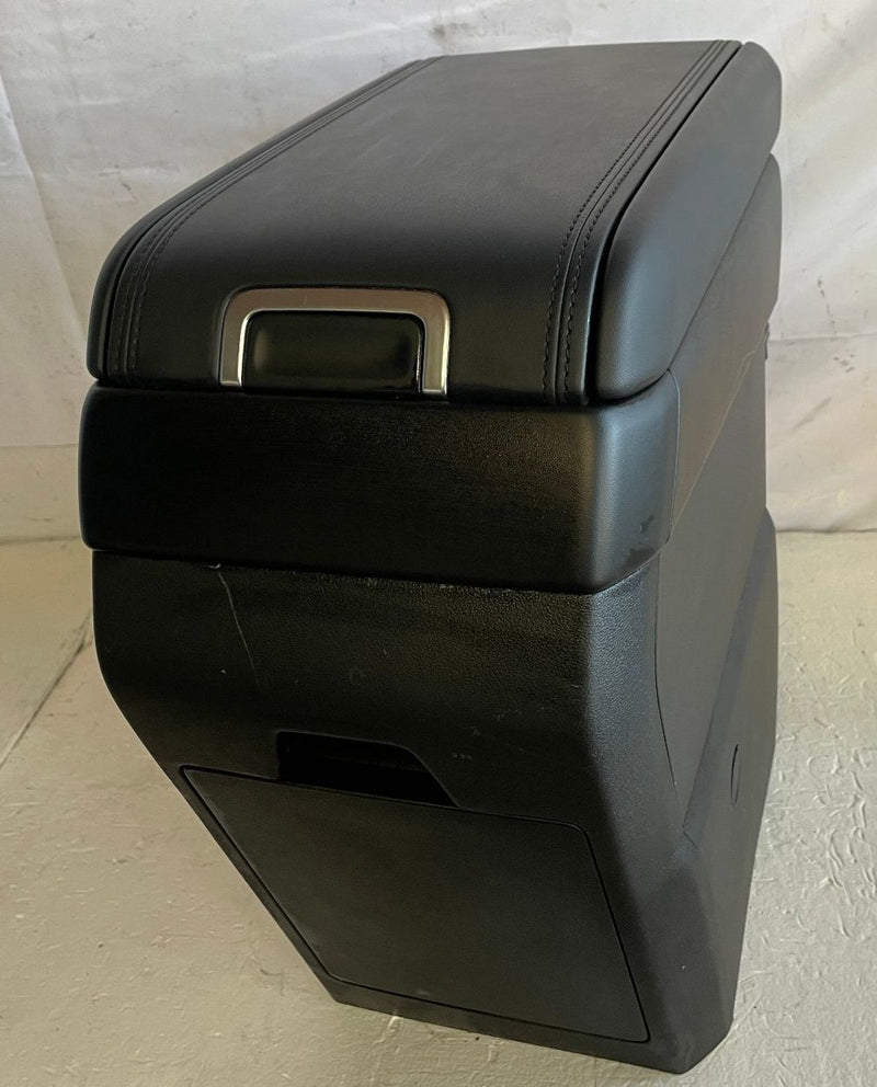 Load image into Gallery viewer, 2024-2025 HYUNDAI SANTA FE REAR CENTER CONSOLE STORAGE COMPARTMENT # 106952
