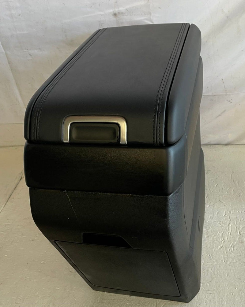 Load image into Gallery viewer, 2024-2025 HYUNDAI SANTA FE REAR CENTER CONSOLE STORAGE COMPARTMENT # 106952
