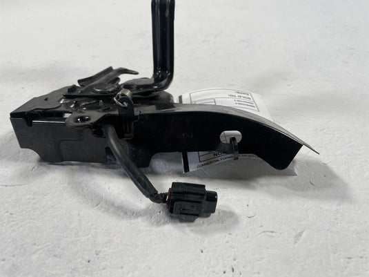 2022 - 2026 TOYOTA TUNDRA SEQUOIA FRONT HOOD BONNET LATCH LOCK UNIT