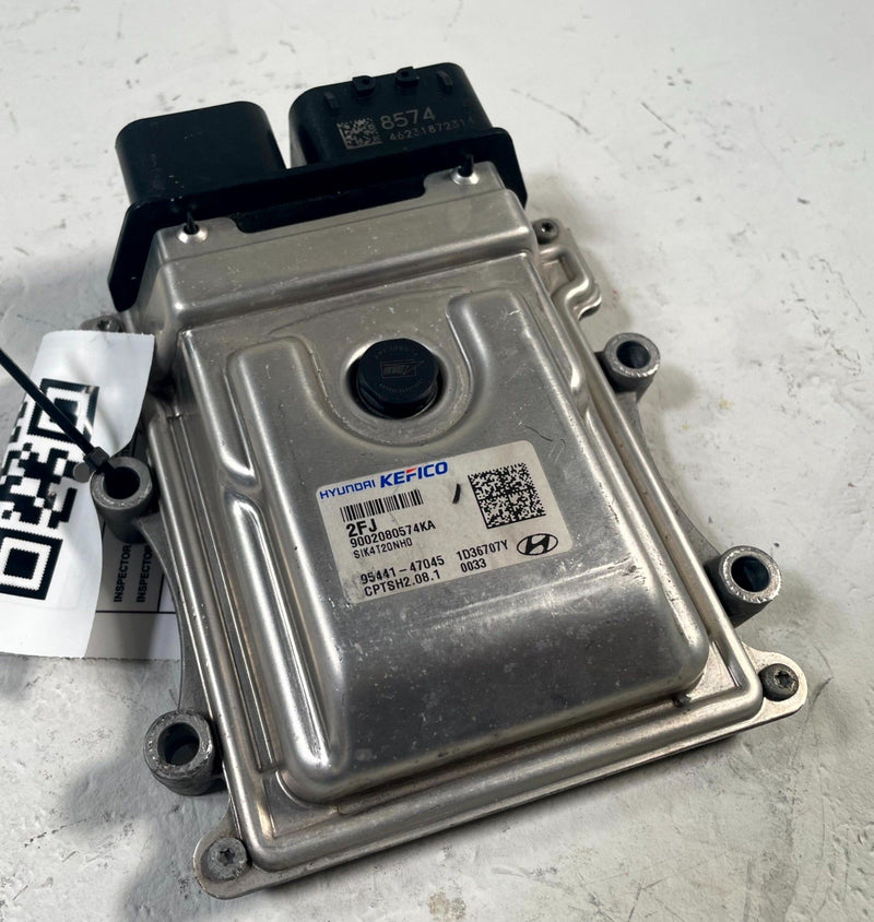 Load image into Gallery viewer, 2022-2023 GENESISI G70 AWD TRANSMISSION CONTROL MODULE UNIT TCM TCU 2.0L #113843
