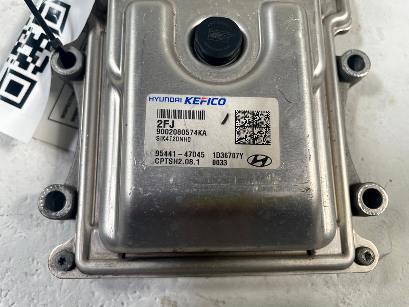 Load image into Gallery viewer, 2022-2023 GENESISI G70 AWD TRANSMISSION CONTROL MODULE UNIT TCM TCU 2.0L #113843
