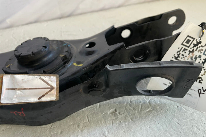 Load image into Gallery viewer, 2022-2026 HYUNDAI SANTA FE FWD REAR LEFT LOWER CONTROL ARM SPRING PERCH # 106949
