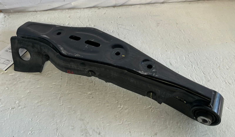 Load image into Gallery viewer, 2022-2026 HYUNDAI SANTA FE FWD REAR LEFT LOWER CONTROL ARM SPRING PERCH # 106949
