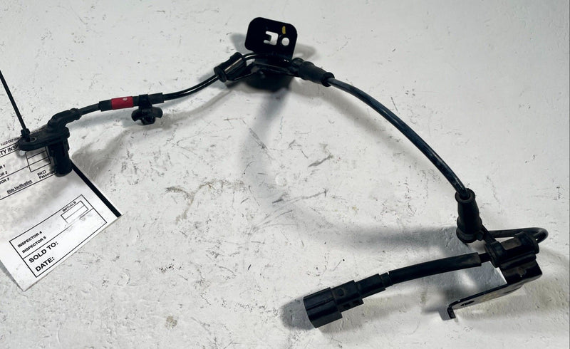 Load image into Gallery viewer, 2019-2026 GENESIS G70 FRONT RIGHT PASSENGER SIDE ABS WHEEL SPEED SENSOR # 113869
