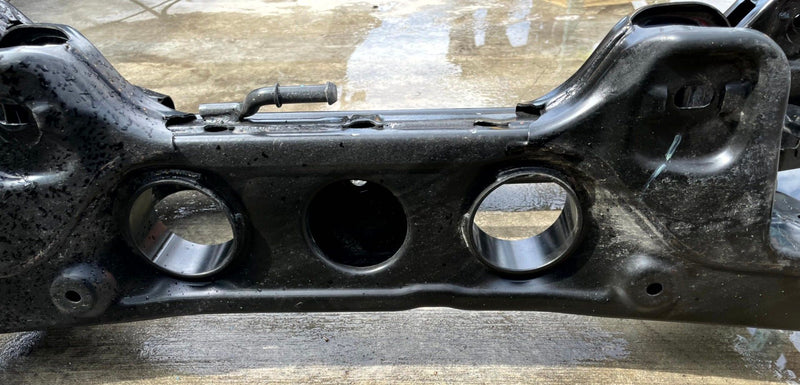 Load image into Gallery viewer, 24-26 HYUNDAI SANTA FE FWD REAR SUSPENSION CRADLE CROSSMEMBER SUBFRAME # 111297
