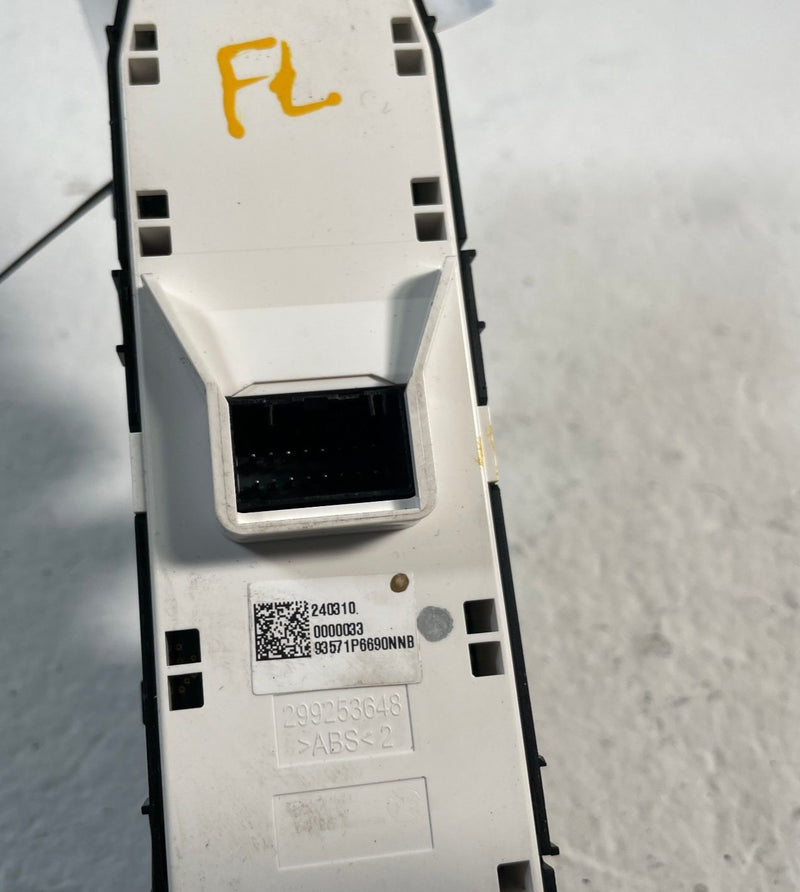 Load image into Gallery viewer, 2024 - 2025 HYUNDAI SANTA FE FRONT LEFT SIDE MASTER DOOR WINDOW SWITCH # 106891
