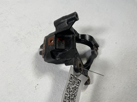 2022-2026 TOYOTA TUNDRA SEQUOIA FRONT RIGHT ENGINE FRAME MOUNT BRACKET