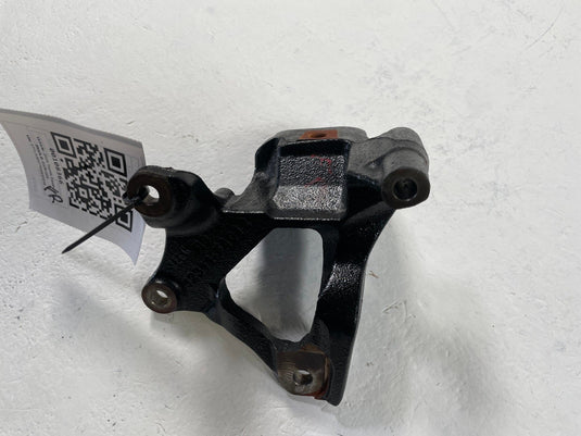 2022-2026 TOYOTA TUNDRA SEQUOIA FRONT RIGHT ENGINE FRAME MOUNT BRACKET