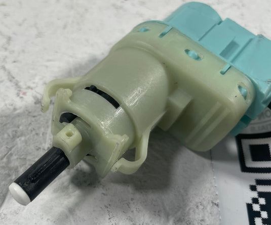 2009- 2025 FORD EXPLORER BRAKE PEDAL STOP LIGHT LAMP SENSOR SWITCH