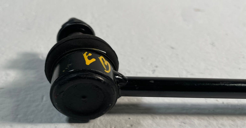 Load image into Gallery viewer, 2019 - 2025 HYUNDAI SANTA FE FRONT LEFT SUSPENSION STABILIZER SWAY BAR # 106887
