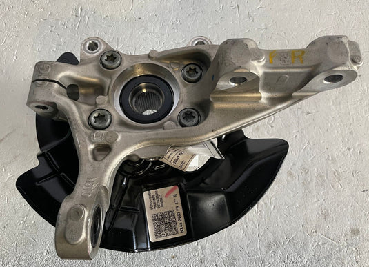 22-26 HYUNDAI TUCSON FRONT RIGHT PASSENGER SIDE SPINDLE KNUCKLE & HUB