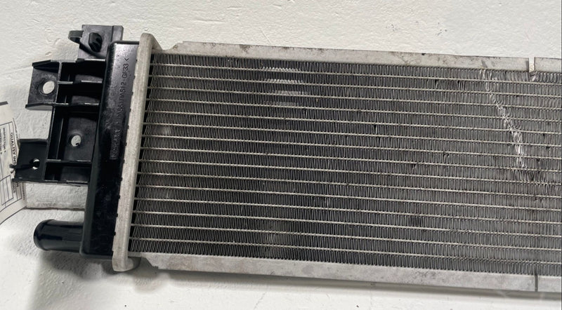 Load image into Gallery viewer, 2017 - 2022 INFINITI Q60 ENGINE COOLING COOLANT AUXILIARY RADIATOR 3.0L # 112514
