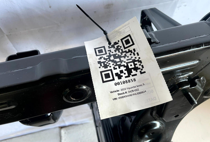 Load image into Gallery viewer, 22-24 HYUNDAI IONIQ 5 RWD REAR SUBFRAME CROSSMEMBER CROSS MEMBER CRADLE # 108858
