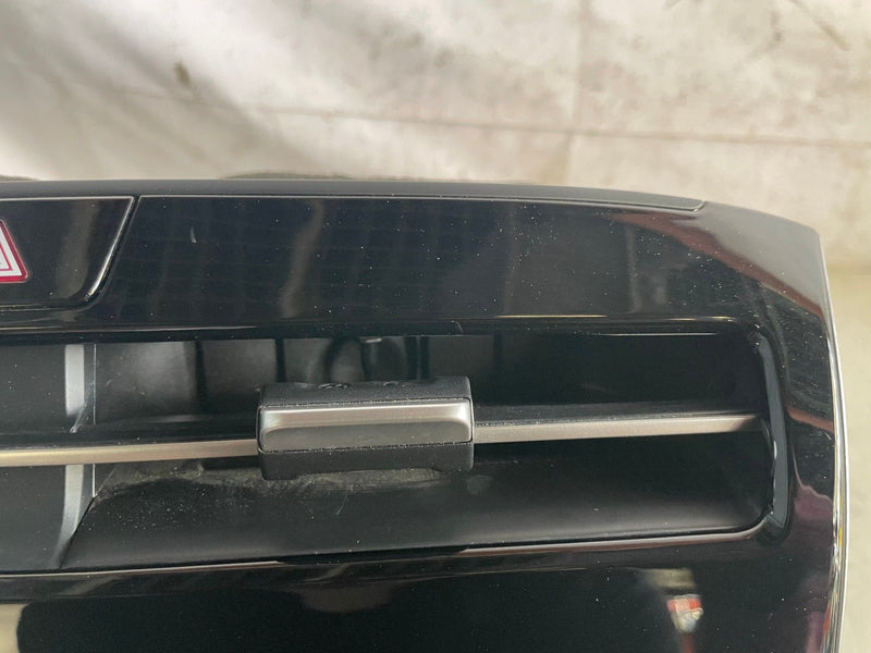 Load image into Gallery viewer, 2022 - 2024 HYUNDAI TUCSON DASHBOARD RADIO MEDIA DISPLAY SCREEN PANEL # 113714
