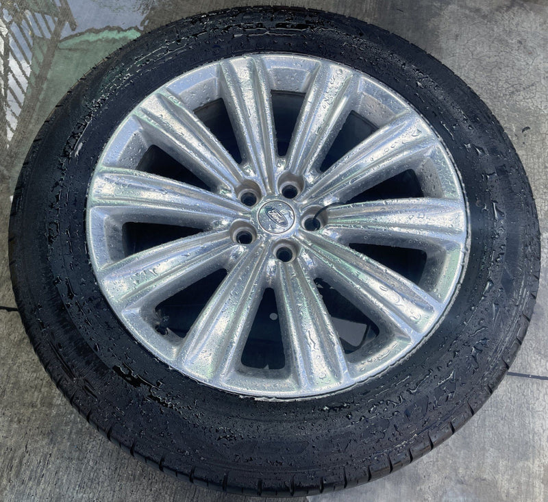 Load image into Gallery viewer, FORD EXPLORER 20x8 10 STRAIGHT SPOKE ALLOY WHEEL RIM W/TIRE 2020-2025 # 111110

