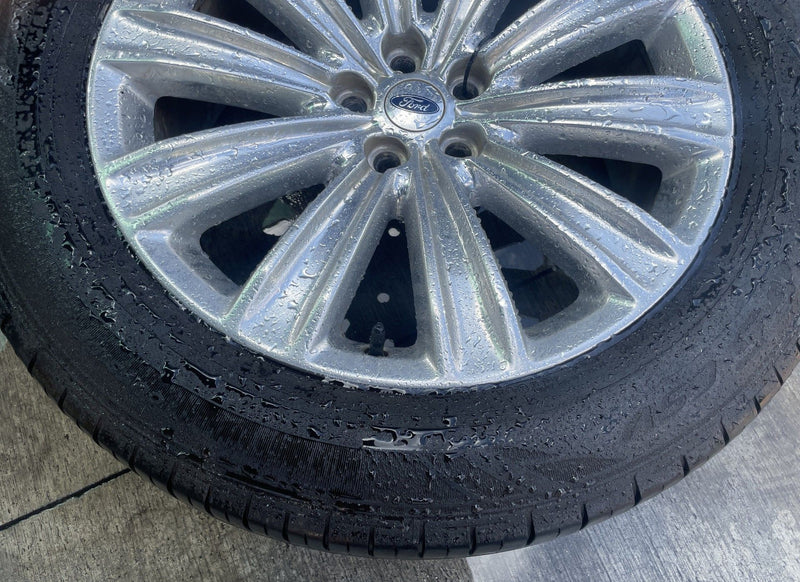 Load image into Gallery viewer, FORD EXPLORER 20x8 10 STRAIGHT SPOKE ALLOY WHEEL RIM W/TIRE 2020-2025 # 111110
