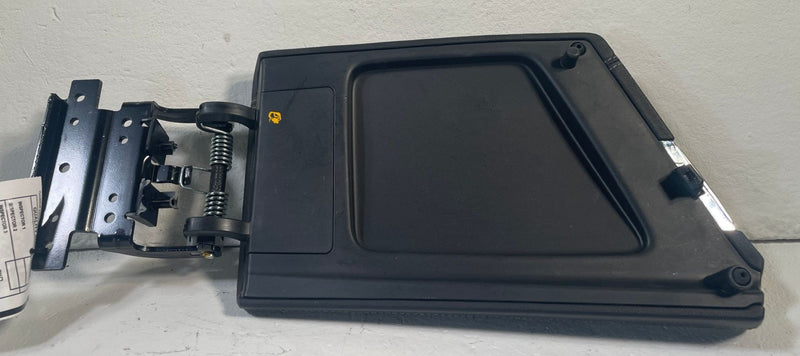 Load image into Gallery viewer, 2022 - 2026 GENESIS G70 FRONT CENTER CONSOLE ARMREST STORAGE LID COVER # 113916
