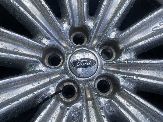 FORD EXPLORER 20x8 10 STRAIGHT SPOKE ALLOY WHEEL RIM W/TIRE 2020-2025