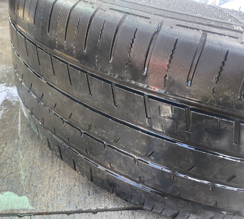 Load image into Gallery viewer, FORD EXPLORER 20x8 10 STRAIGHT SPOKE ALLOY WHEEL RIM W/TIRE 2020-2025 # 111109
