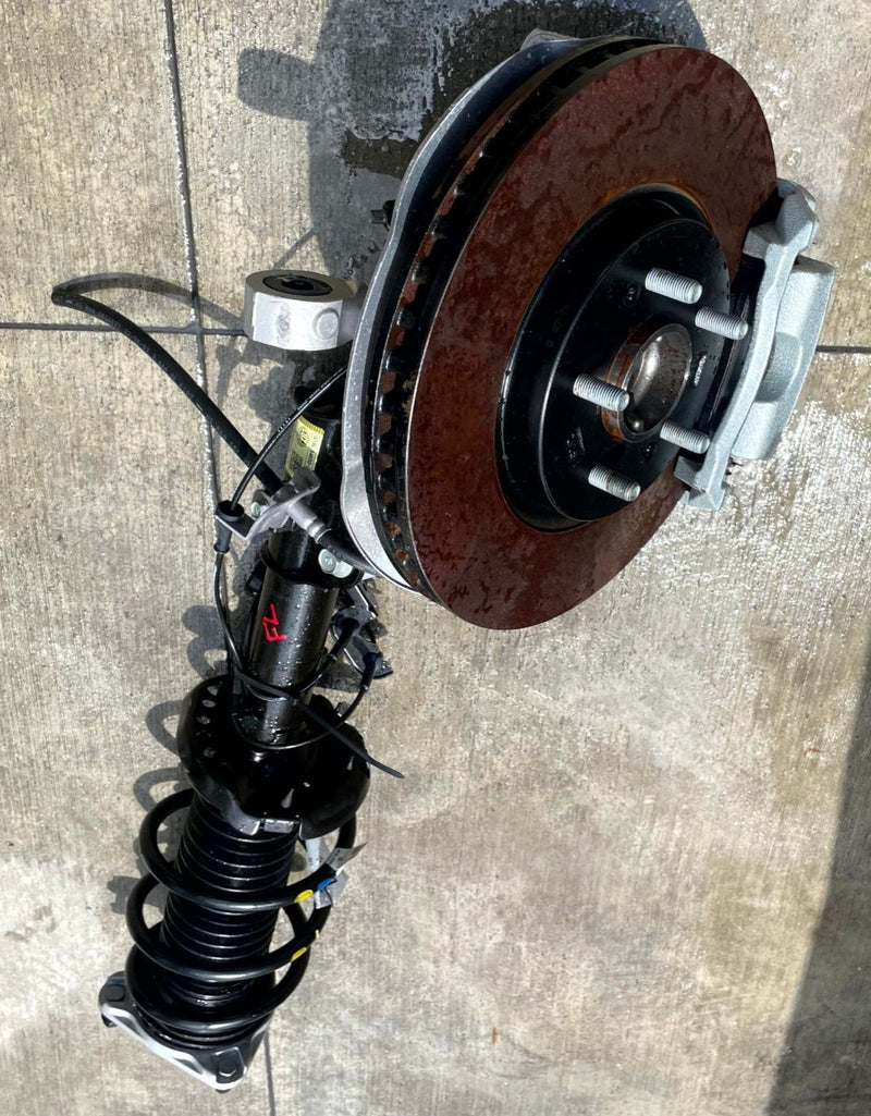 Load image into Gallery viewer, 2022-24 HYUNDAI IONIQ 5 FRONT LEFT DRIVER SIDE SUSPENSION KNEE ASSEMBLY # 108860
