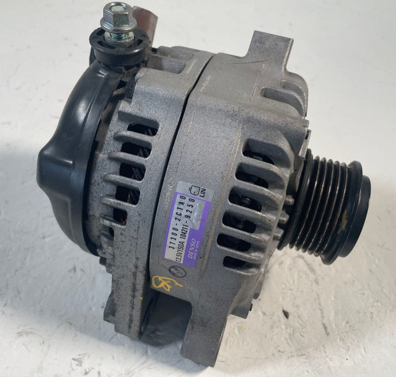 Load image into Gallery viewer, 2019-2023 GENESIS G70 ENGINE ALTERNATOR GENERATOR ASSEMBLY 13.5V 2.5L # 113923
