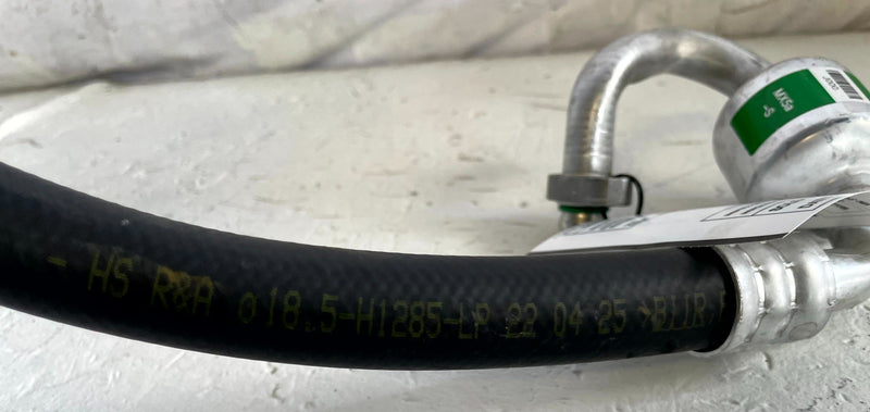 Load image into Gallery viewer, 2024-26 HYUNDAI SANTA FE AC AIR CONDITIONING SUCTION PIPE TUBE LINE 2.5L #111279

