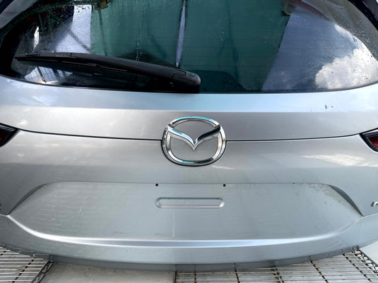 MAZDA CX-5 REAR TRUNK LID DECK TAIL GATE HATCH ASSEMBLY SILVER 45P 17-25