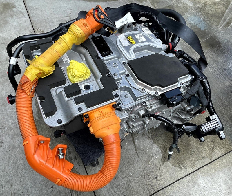 Load image into Gallery viewer, HYUNDAI IONIQ 5 RWD EM17 REAR DRIVE UNIT ENGINE ASSEMBLY 2022 - 2024 # 108854
