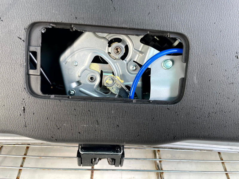 Load image into Gallery viewer, MAZDA CX-5 REAR TRUNK LID DECK TAIL GATE HATCH ASSEMBLY SILVER 45P 17-25 #113799
