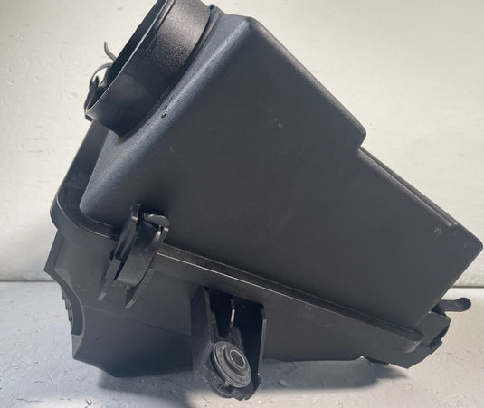 22-23 GENESIS G70 ENGINE AIR INTAKE CLEANER FILTER HOUSING BOX 2.0L