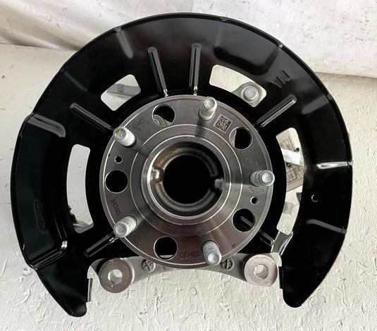 21-26 HYUNDAI SANTA FE FWD REAR LEFT SPINDLE KNUCKLE W/ WHEEL HUB 2.5L