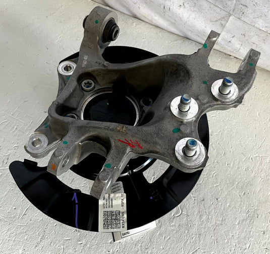 21-26 HYUNDAI SANTA FE FWD REAR RIGHT SPINDLE KNUCKLE W/ WHEEL HUB 2.5L