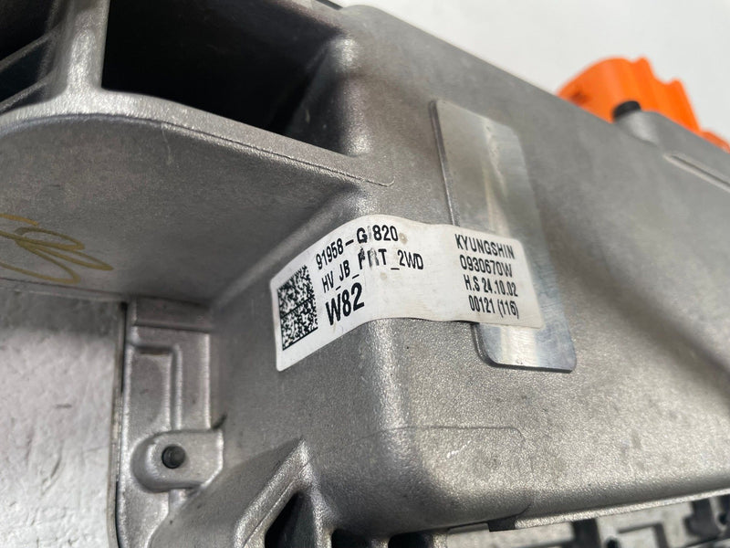 Load image into Gallery viewer, 2025 - 2026 HYUNDAI IONIQ 5 AWD HIGH VOLTAGE JUNCTION BOX CONTROL UNIT # 112561
