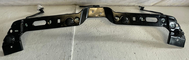 Load image into Gallery viewer, 25-26 CHEVROLET EQUINOX FRONT BUMPER UPPER SUPPORT MOUNT BRACKET 1.5L #111379
