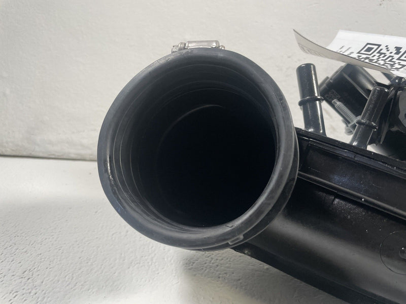 Load image into Gallery viewer, 2020 - 2024 FORD EXPLORER INTERCOOLER AIR INLET HOSE TUBE PIPE 2.3L # 111069

