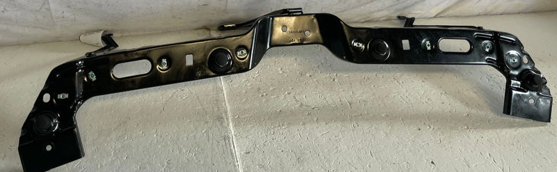 Load image into Gallery viewer, 25-26 CHEVROLET EQUINOX FRONT BUMPER UPPER SUPPORT MOUNT BRACKET 1.5L #111379
