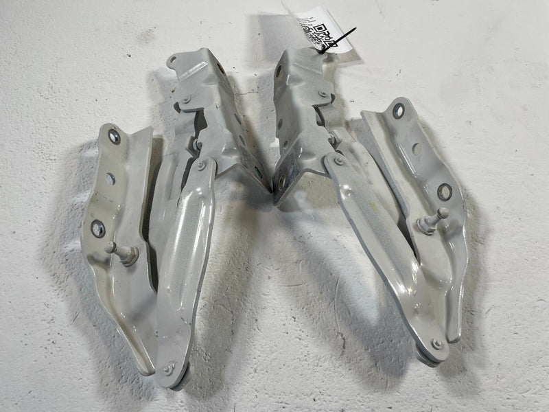 Load image into Gallery viewer, 2023-2025 HYUNDAI IONIQ 6 TRUNK DECK LID LEFT &amp; RIGHT HINGE SUPPORT # 109814
