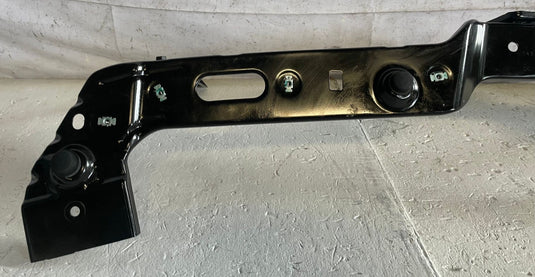 25-26 CHEVROLET EQUINOX FRONT BUMPER UPPER SUPPORT MOUNT BRACKET 1.5L