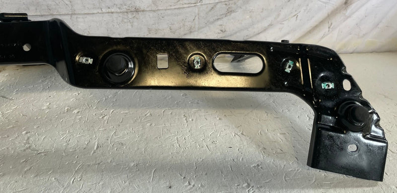Load image into Gallery viewer, 25-26 CHEVROLET EQUINOX FRONT BUMPER UPPER SUPPORT MOUNT BRACKET 1.5L #111379

