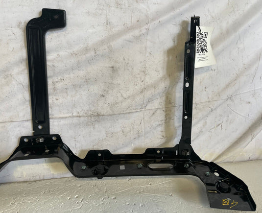 25-26 CHEVROLET EQUINOX FRONT BUMPER UPPER SUPPORT MOUNT BRACKET 1.5L