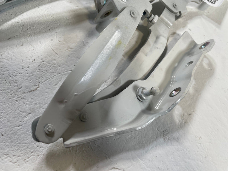 Load image into Gallery viewer, 2023-2025 HYUNDAI IONIQ 6 TRUNK DECK LID LEFT &amp; RIGHT HINGE SUPPORT # 109814
